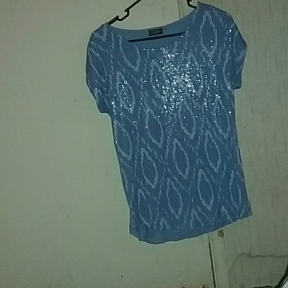 Crosby tee shirt with sequins.